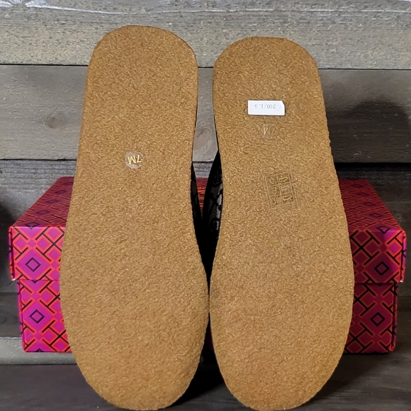 BNIB Tory Burch Monogram Buddy Mule Jaquard Calf Leather - Picture 3 of 6